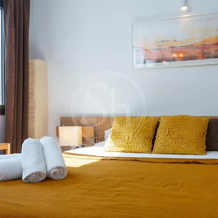 Apartament Attic Terrace Montjuic Barcelona